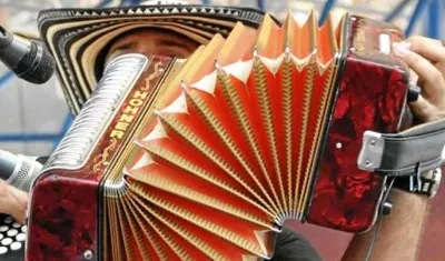 Acordeonero en acción.