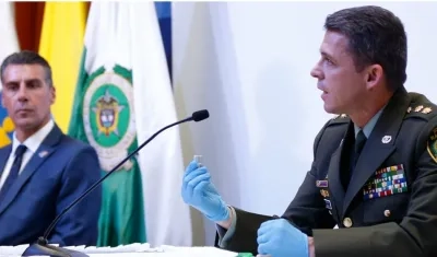  La Fiscalía, la Dian y la Policía Nacional han afinado los procedimientos de verificación de divisas en todos los aeropuertos del país. 