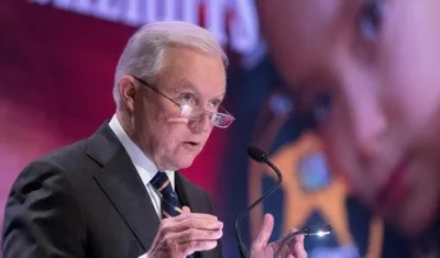 Jeff Sessions, Fiscal de Estados Unidos.