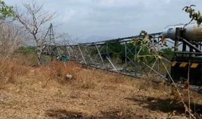 ELN voló dos torres de energía en Cesar y Antioquia.