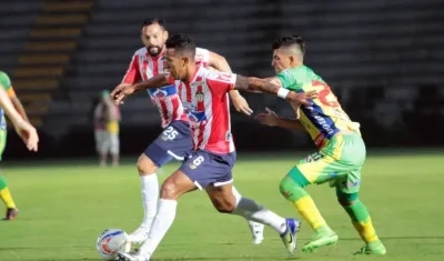 El equipo volvió a carecer de ideas y funcionamiento.