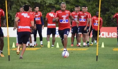 Jarlan pagó caro su nivel irregular.