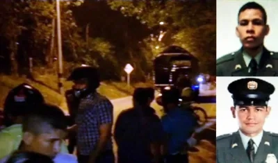 ataque con explosivos a una patrulla motorizada de la Policía dejó dos uniformados y un civil muertos