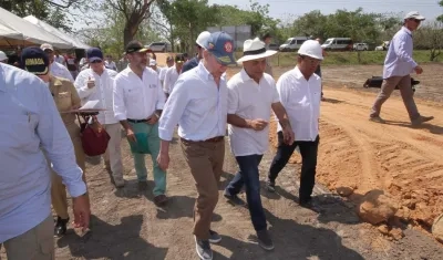 El Presidente Santos junto al Gobernador de Bolívar, Dumek Turbay.
