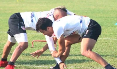 Jarlan Barrera y Sebastían Hernández jugarían desde el inicio. 