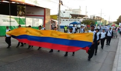 Marcha del Silencio en su recorrido hacia la Plaza de la Paz.
