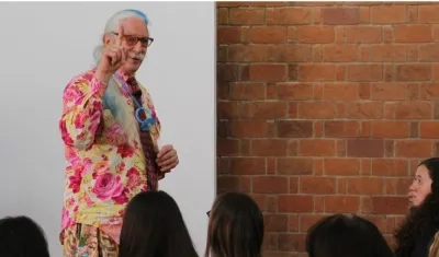 Patch Adams.
