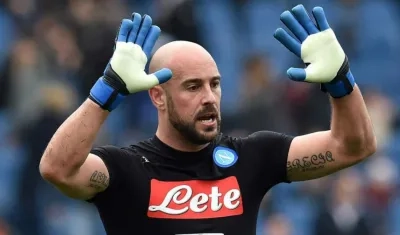 Pepe Reina, arquero español. 