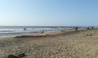 En este sector de las playas de Puerto Colombia se ahogó la niña.