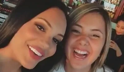 La modelo y empresaria Andrea Valdiri y la comunicadora Dayana Jaimes.