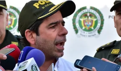 Alcalde Alejandro Char recordó a los policías caídos en atentado a estación San José.