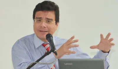 Ramsés Vargas Lamadrid, rector de UniAutónoma.