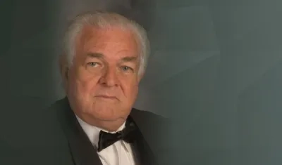 El maestro Alberto Carbonell.