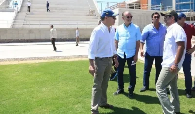 El Presidente Santos junto al Alcalde Alejandro Char y el Gobernador Eduardo Verano.