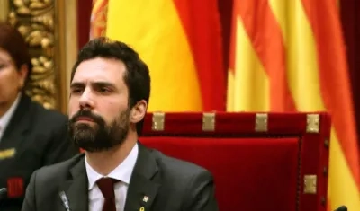 El presidente del parlament Roger Torrent, durante el pleno del Parlament celebrado hoy.