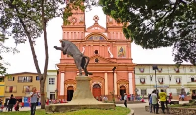 Plaza de Amalfi, en Antioquia