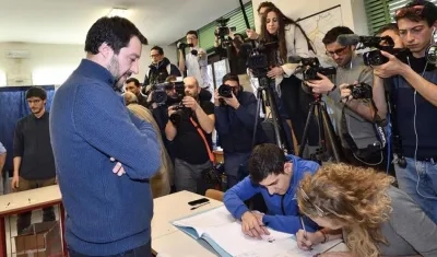 Los colegios electorales cerraron a las 23:00 horas locales en las elecciones para renovar la composición de la Cámara de Diputados y el Senado.