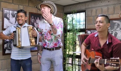 Snorri Eldjárn Hauksson, intérprete islandés de vallenato.