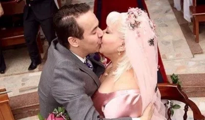 Los humoristas Nelson Polanía y Fabiola Posada.