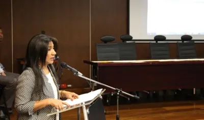 Idayris Yolima Carrillo, presidenta reglamentaria del CNE.