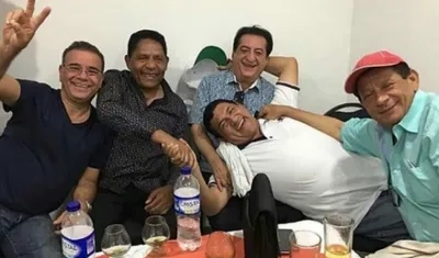 Iván Villazón, Israel Romero, Jorge Oñate, Poncho y Emiliano Zuleta.