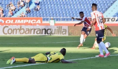 Imagen del partido de Junior frente a Bucaramanga.