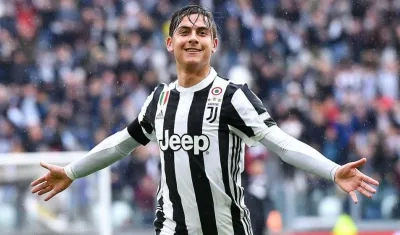 Paulo Dybala, delantero argentino. 
