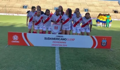 Jugadoras de la Selección de Perú. 