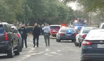  En ambos sucesos las víctimas encontraron el paquete cerca de sus domicilios.