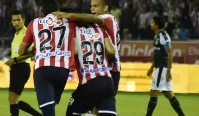 Luis Carlos Ruiz y Teófilo Gutiérrez comandarán el ataque de Junior.