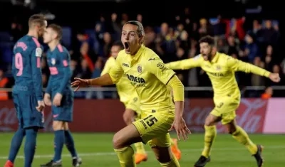 Enes Ünal celebrando el gol del triunfo. 