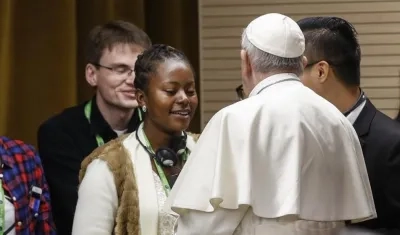 Joven nigeriana le contó al Papa Francisco que fue víctima de tráfico de personas y prostitución.