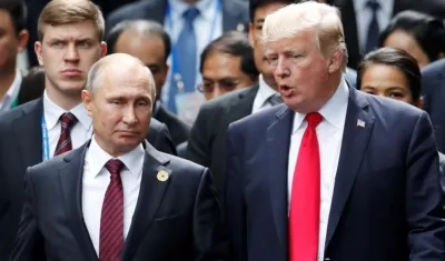 Una foto de archivo del Presidente Vladimir Putin y el presidente de EEUU, Donald Trump.
