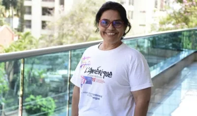 La docente Otilia Cancino, organizadora de la Semana de la Francofonía.