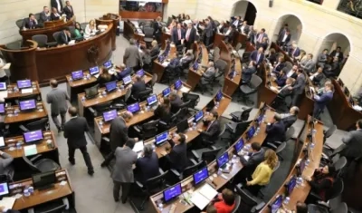 Rodrigo Lara, representante a la Cámara, dijo que los créditos del Icetex no son una tarjeta de crédito.