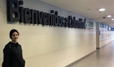 La cantante Lana Del Rey a su llegada a Bogotá.