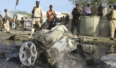 Así quedó el vehículo bomba tras la explosión.