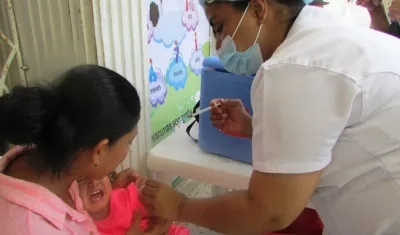 En jornada distrital 558 niños fueron vacunados en Barranquilla.
