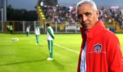 Alexis Mendoza, en el estadio Metropolitano de Techo.
