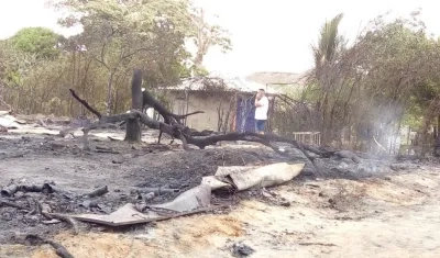 El fuego consumió en su totalidad la bodega en Galapa.