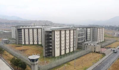 Según Contraloría, hay excesiva cantidad de permisos sindicales a personal de custodia y vigilancia.