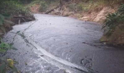 Así se ve el agua del río Sogamozo.