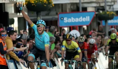 Omar Fraile se impone en la etapa. 