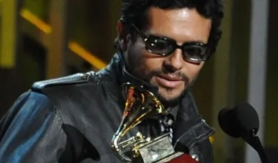 El cantante y compositor Draco Rosa.