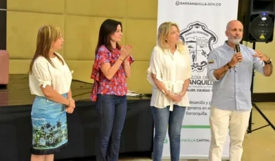 La Primera dama del Distrito Katia Nule y Alex Quessep durante el lanzamiento de Cocina Incluyente.