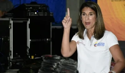 La Ministra de Educación, Yina Giha.