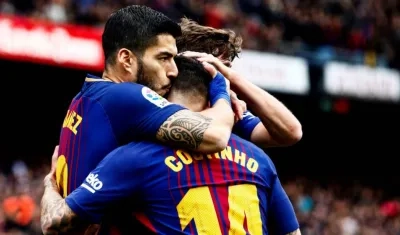 Luis Suárez celebra uno de los goles. 