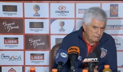 Julio Comesaña, al final del partido ante Patriotas.