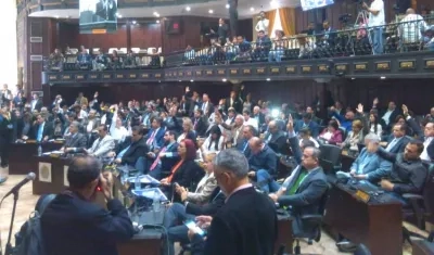 La Asamblea Nacional en plena sesión.