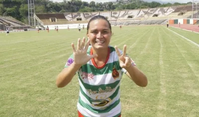 Rayveliz Hernández, jugadora venezolana. 